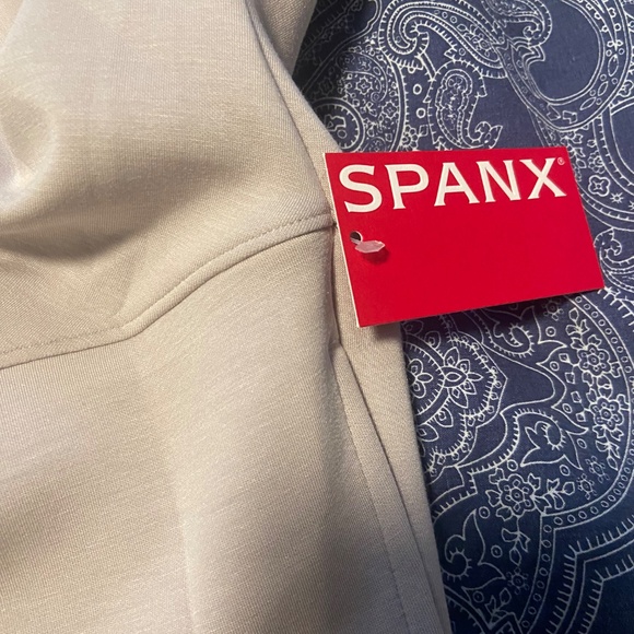 Spanx Cocoon Cardigan - Picture 3 of 3